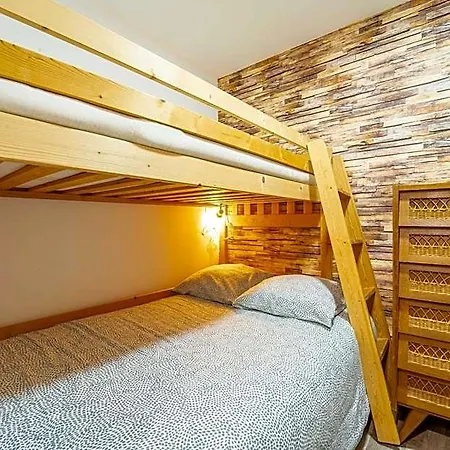 La Boga Surf House 3*